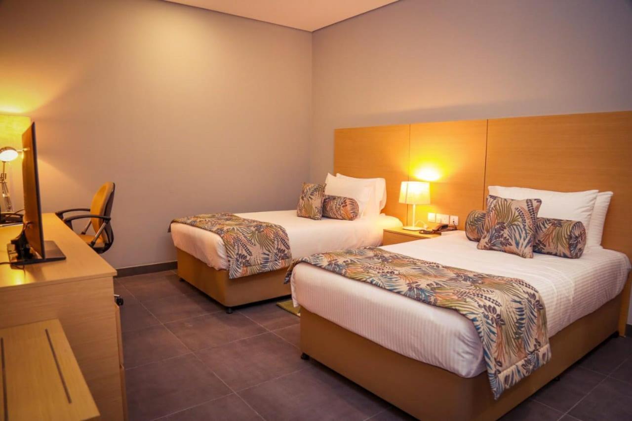 Ayla Ibri Hotel ภายนอก รูปภาพ